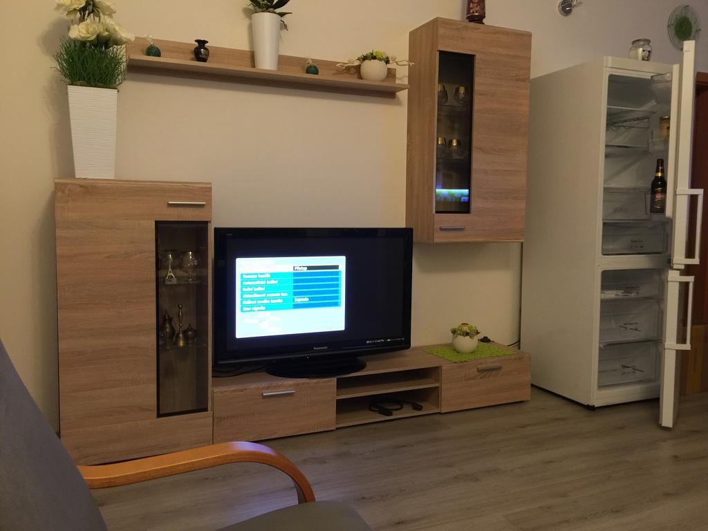 Apartman Na Lukach - Kopretina Třeboň Exterior foto