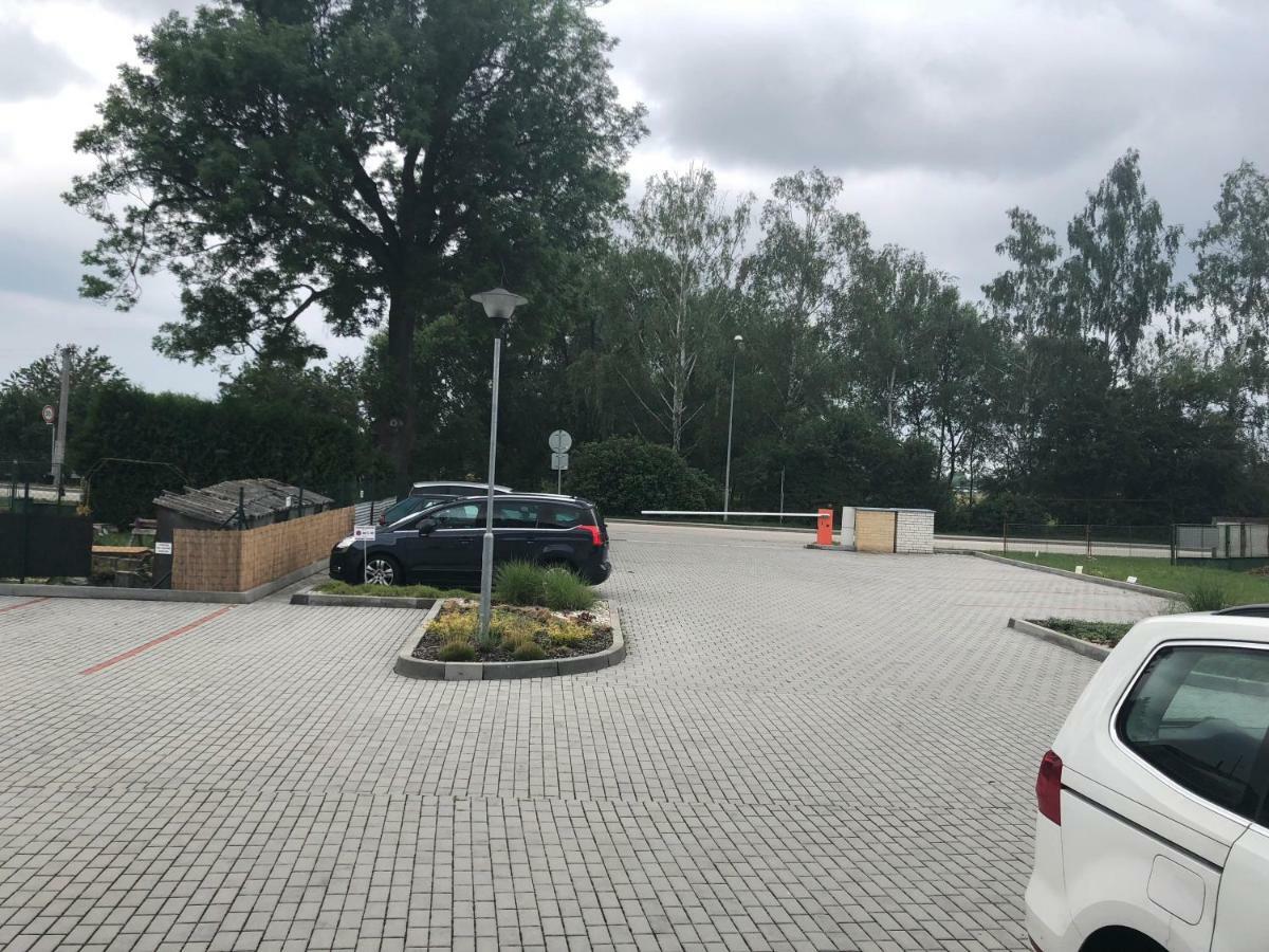Apartman Na Lukach - Kopretina Třeboň Exterior foto